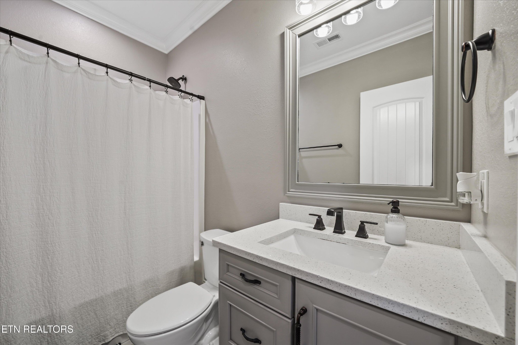 1807 Thompson Road Knoxville, TN 37932 - Photo 48 of 60 Gallery Image 48