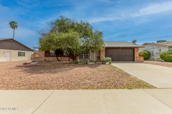$370,000 | 10513 West Diana Avenue, Peoria, AZ 85345