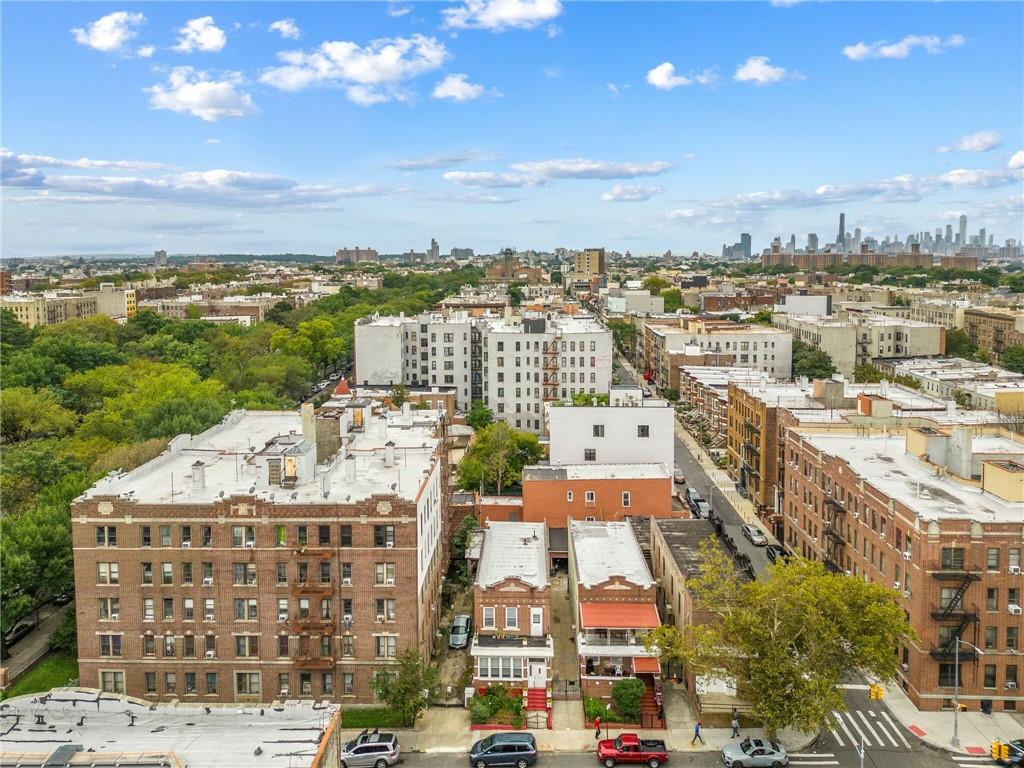 282 Buffalo Avenue Brooklyn, NY 11213 - Photo 20 of 22 a picture of city view