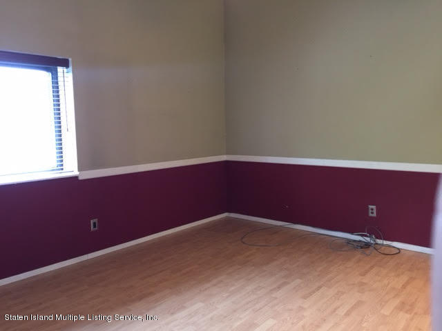 87 Selvin Loop Staten Island, NY 10303 - Photo 16 of 21 10