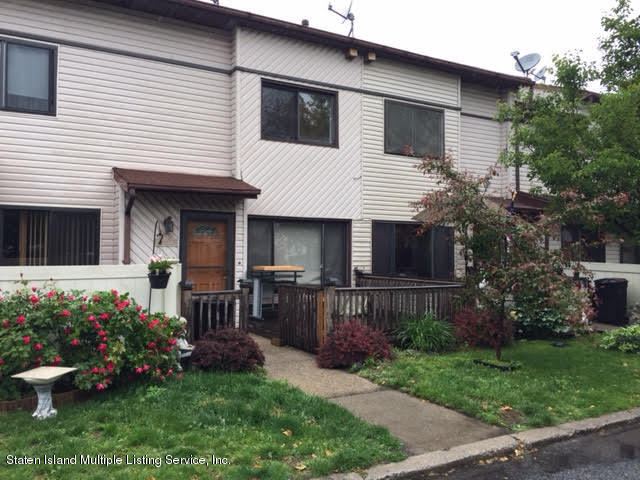 87 Selvin Loop Staten Island, NY 10303 - Photo 2 of 21 42