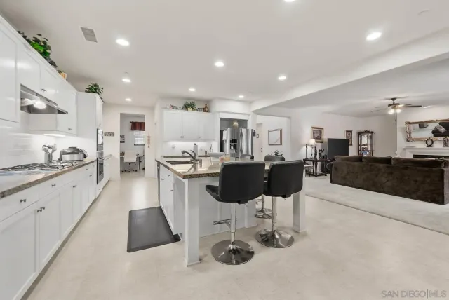 $800,000 | 35160 Mahogany Glen Drive, Winchester, CA 92596