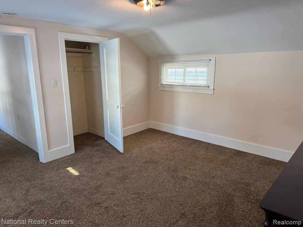 209 Detroit Street Milford, MI 48381 - Photo 13 of 15
