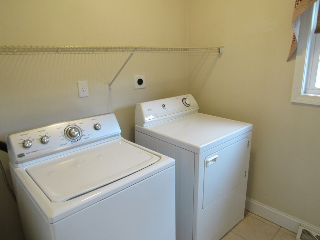 63 Valley Road Southampton, MA 01073 - Photo 11 of 18 a utility room with dryer and washer