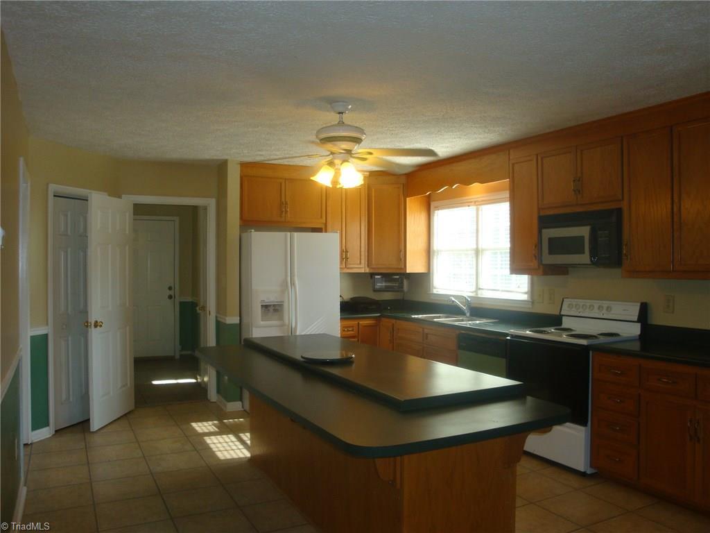 223 Sharmill Road Reidsville, NC 27320 - Photo 4 of 17 Gallery Image 4