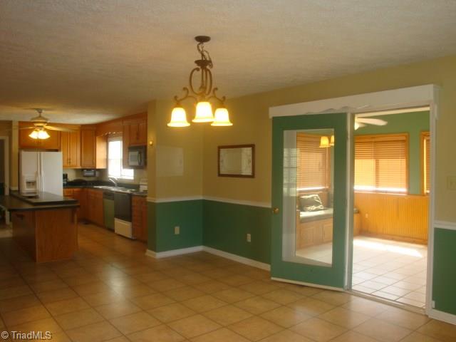 223 Sharmill Road Reidsville, NC 27320 - Photo 5 of 17 Gallery Image 5