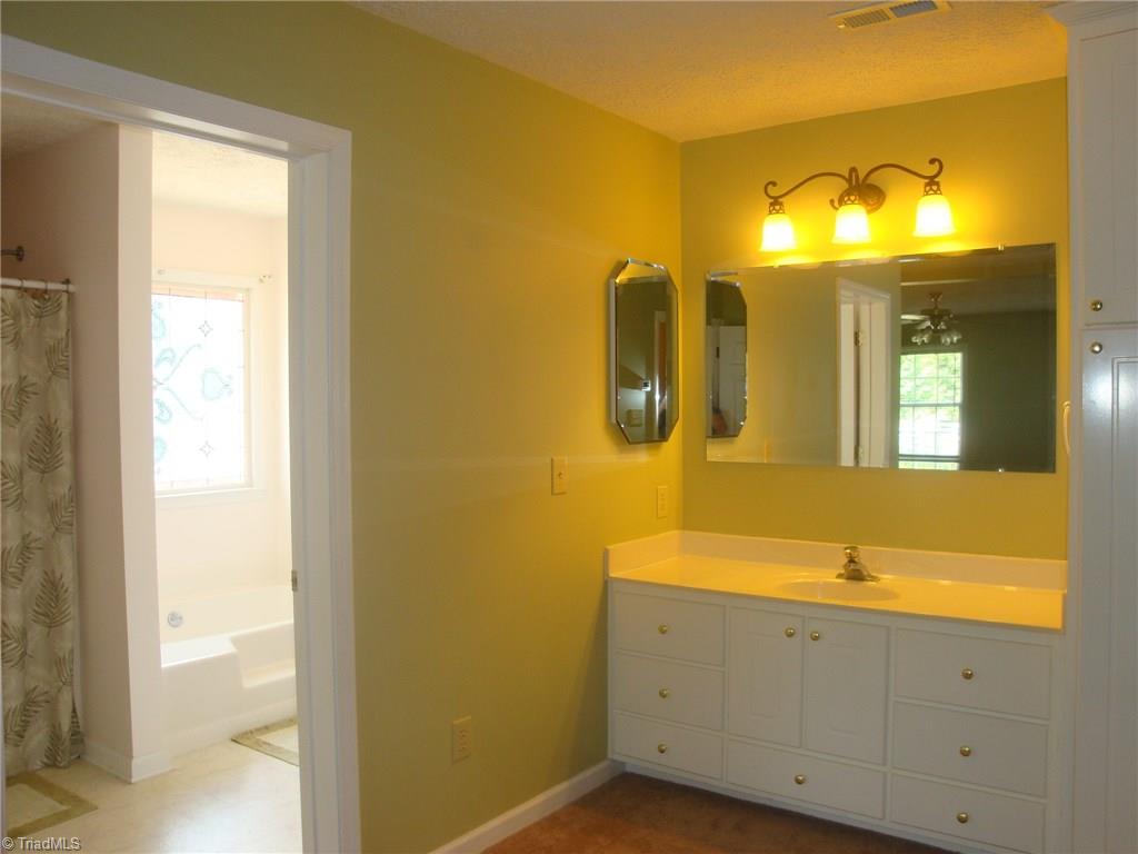 223 Sharmill Road Reidsville, NC 27320 - Photo 8 of 17 Gallery Image 8
