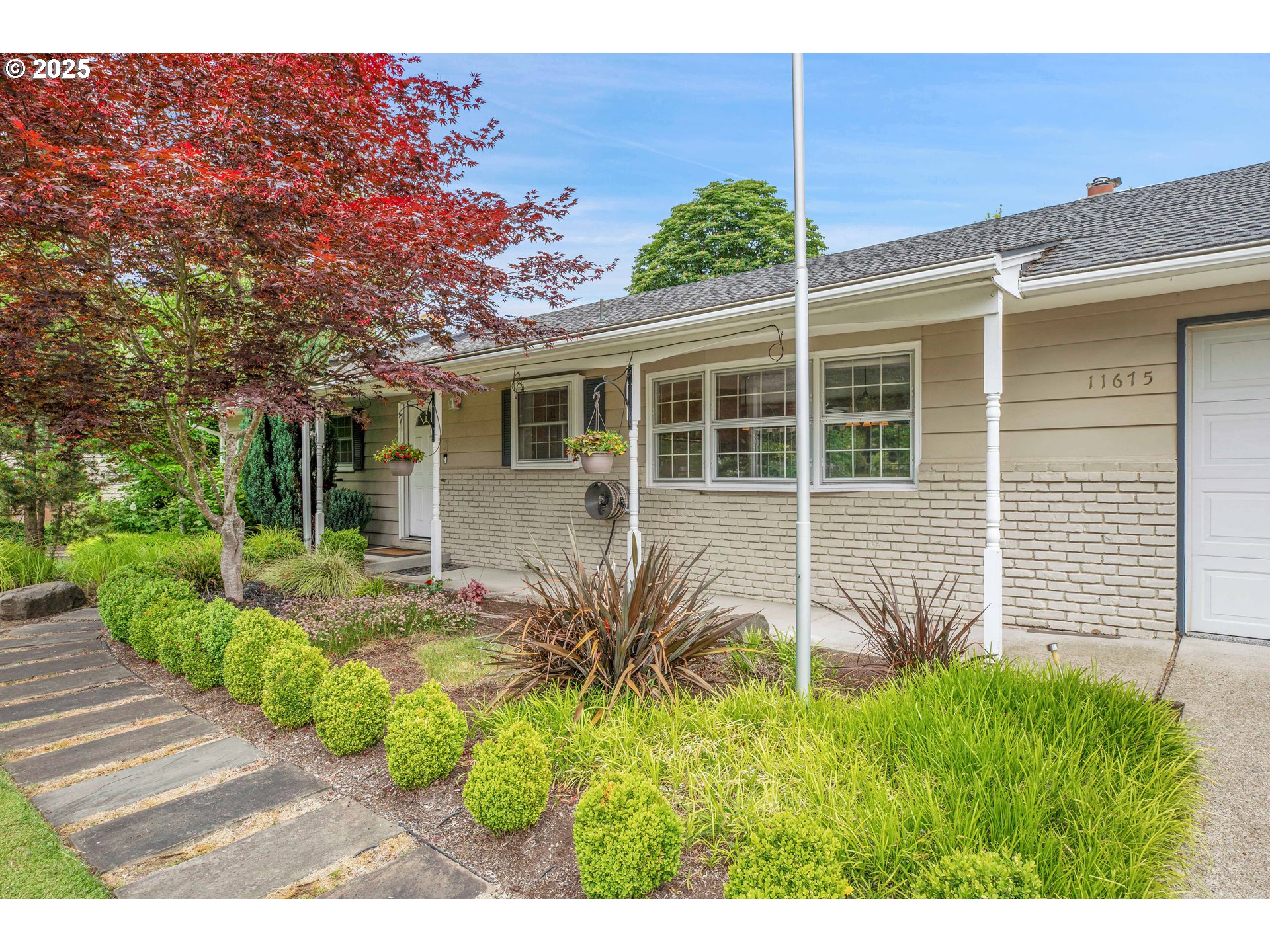 11675 Southwest Lynn Street Portland, OR 97223 - Photo 5 of 48 Covered Porch