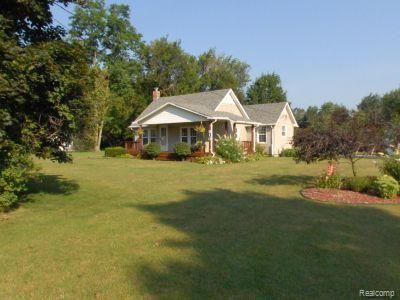 27006 Meadowbrook Road Redford, MI 48239 - Photo 1 of 1 Property Photo