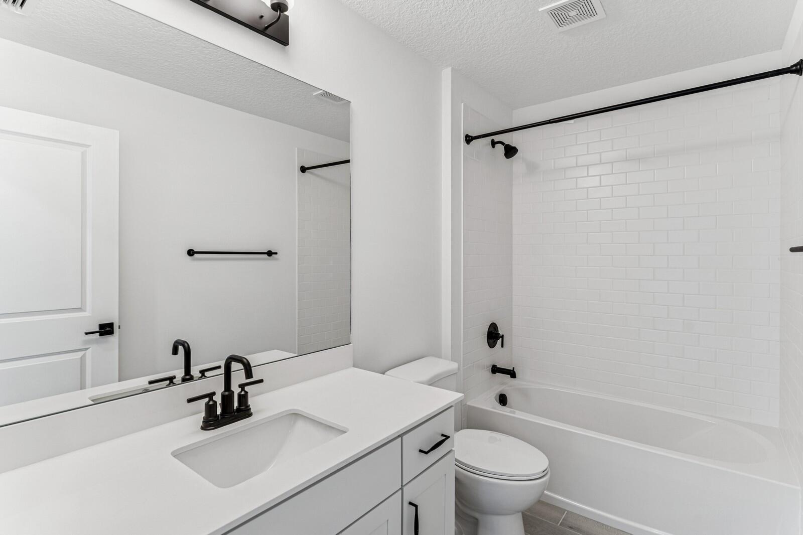 172 Southeast Birch Terrace, Unit 206 Stuart, FL 34997 - Photo 19 of 38 Hall Bath