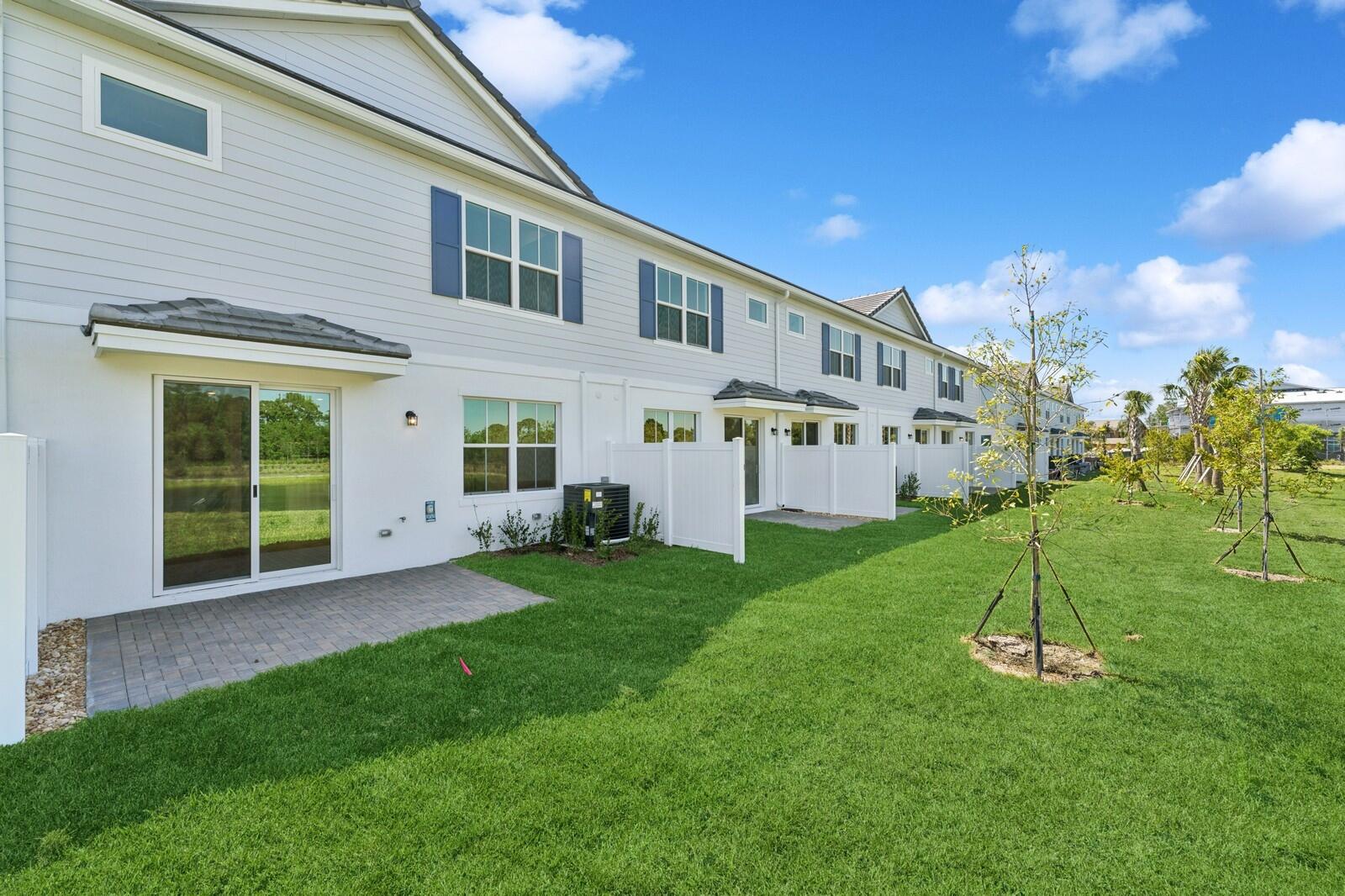 172 Southeast Birch Terrace, Unit 206 Stuart, FL 34997 - Photo 36 of 38 Backyard & Patio