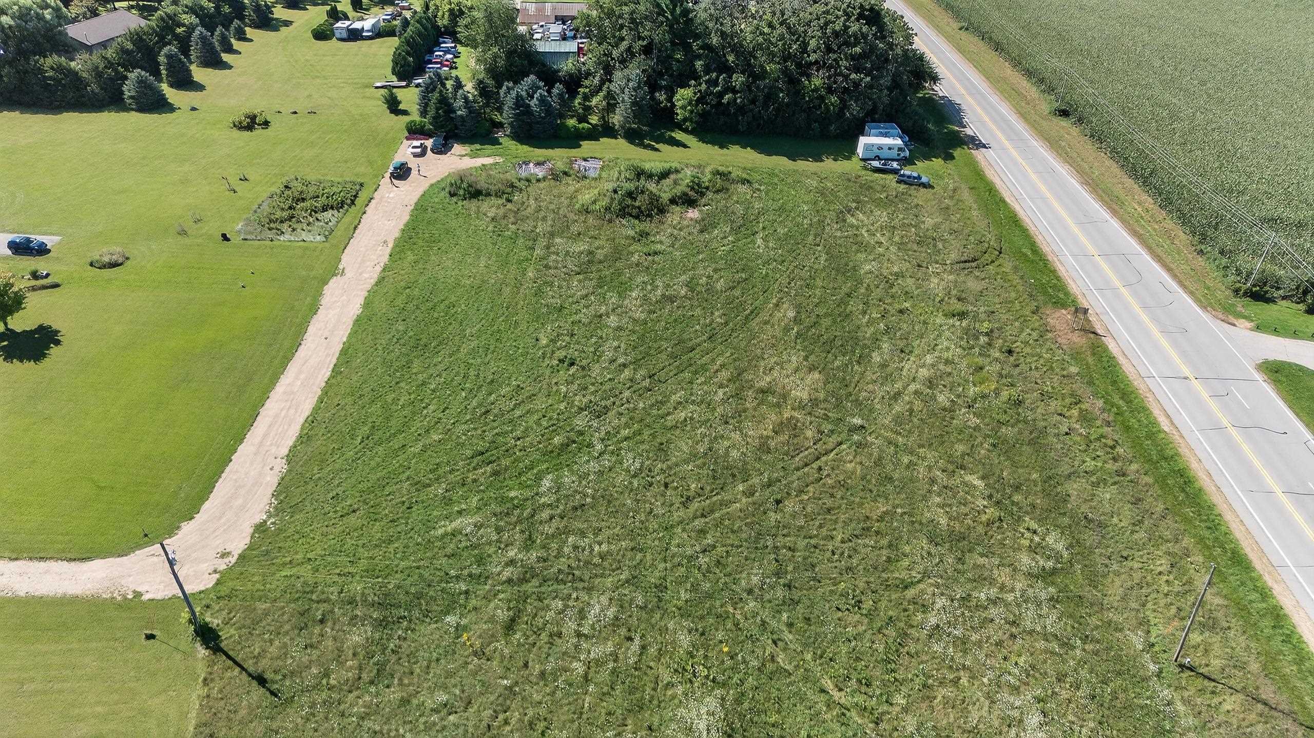 W7896 Loveland Road Poynette, WI 53955 - Photo 7 of 9