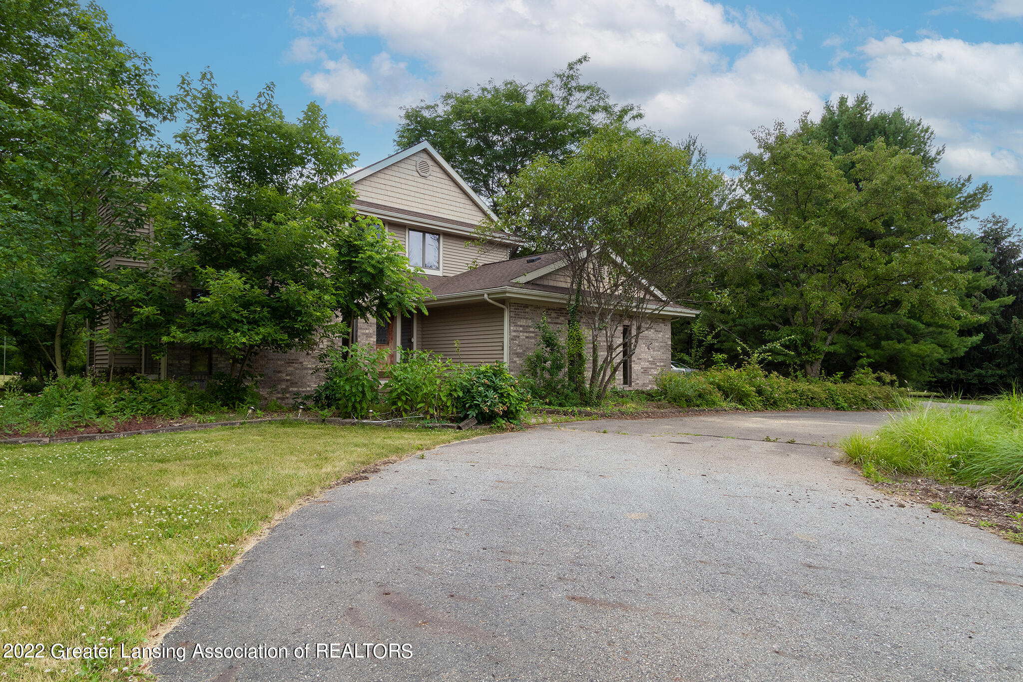 1095 West Columbia Road Mason, MI 48854 - Photo 4 of 53 1095_W_Columbia_CASSIE-2