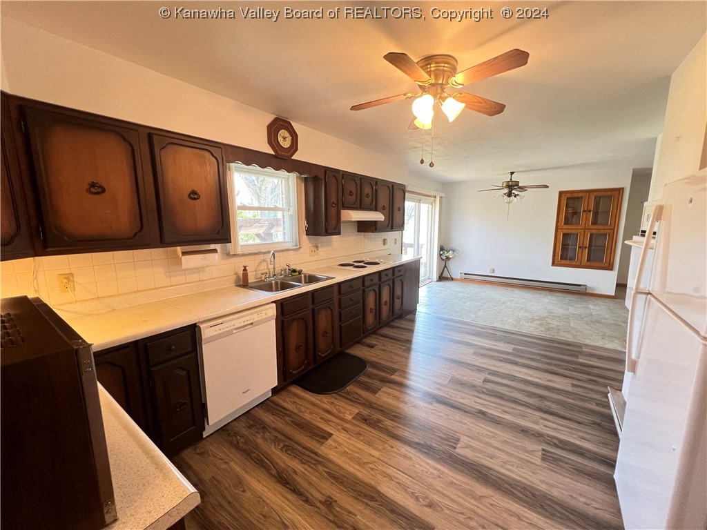 19105 Huntington Road Gallipolis Ferry, WV 25515 - Photo 9 of 29 KITCHEN