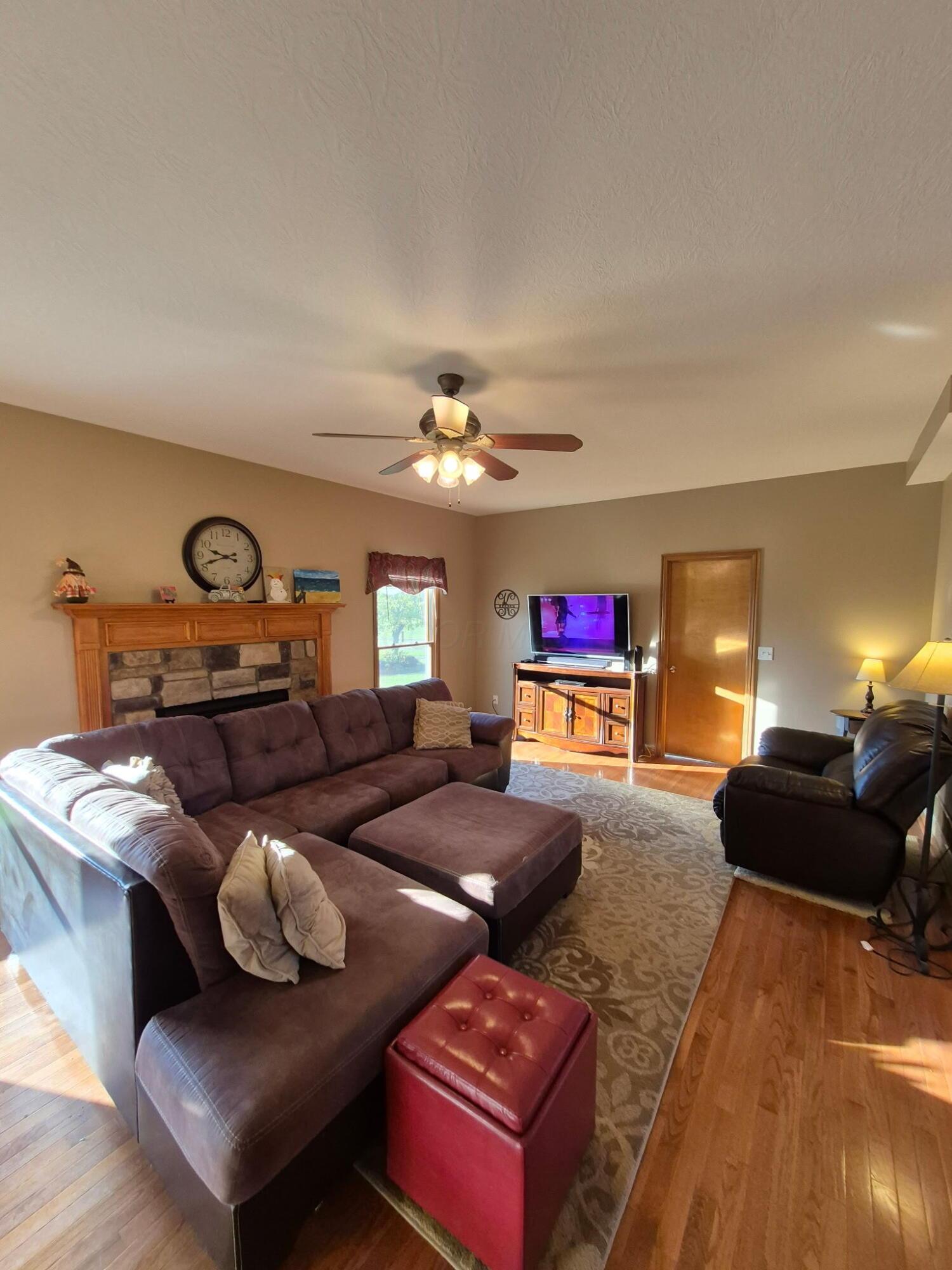 3237 Blue Church Road Sunbury, OH 43074 - Photo 16 of 105 5904490096024095714