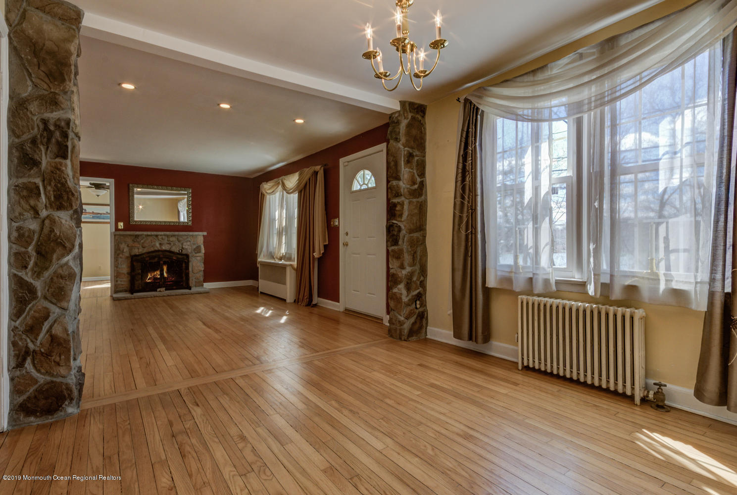 37 Ravine Drive Matawan, NJ 07747 - Photo 7 of 18 37 Ravine Dr Matawan NJ 07747-large-003-