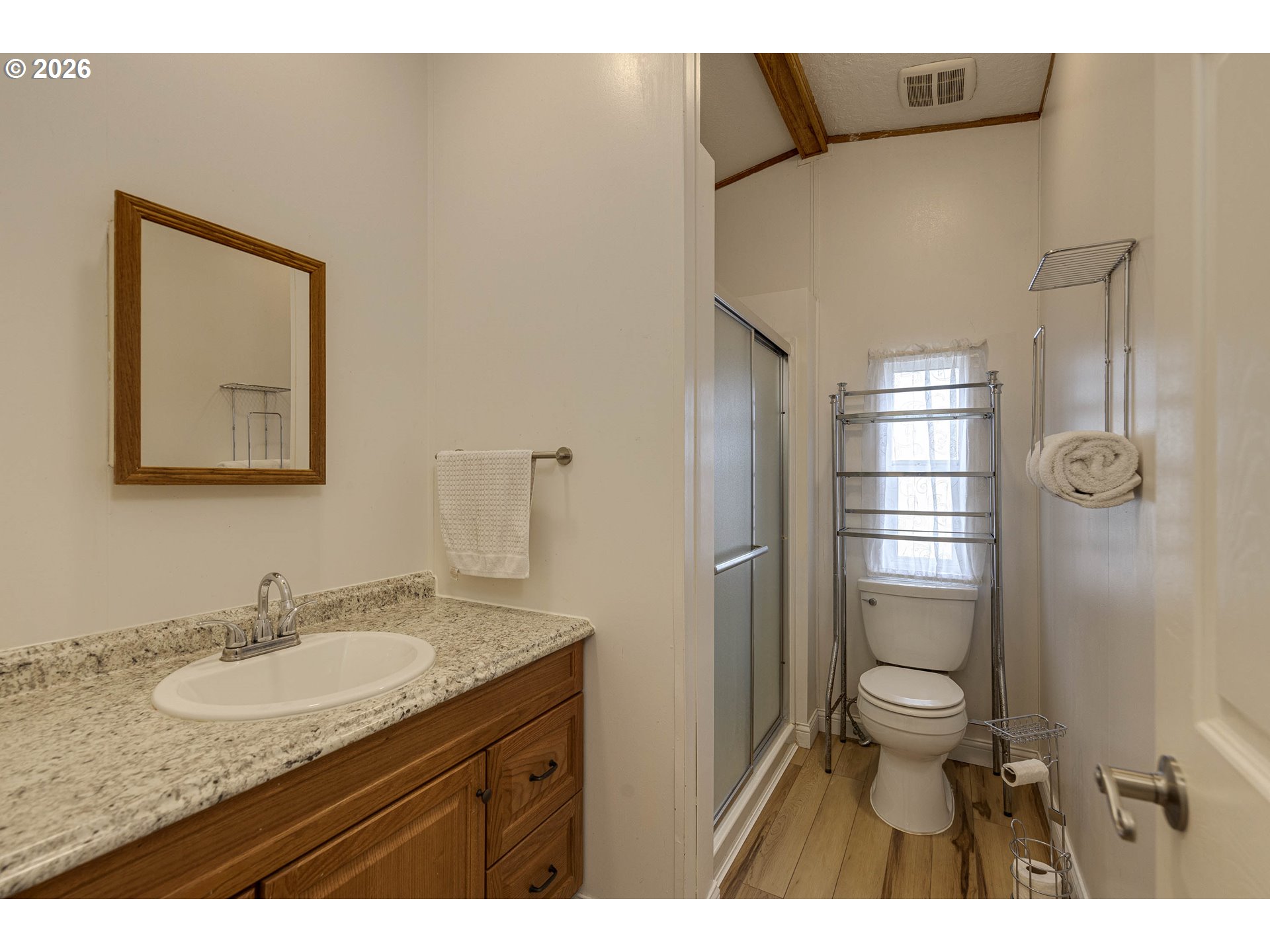 655 Northeast Burnett Road, Unit 9 McMinnville, OR 97128 - Photo 20 of 33