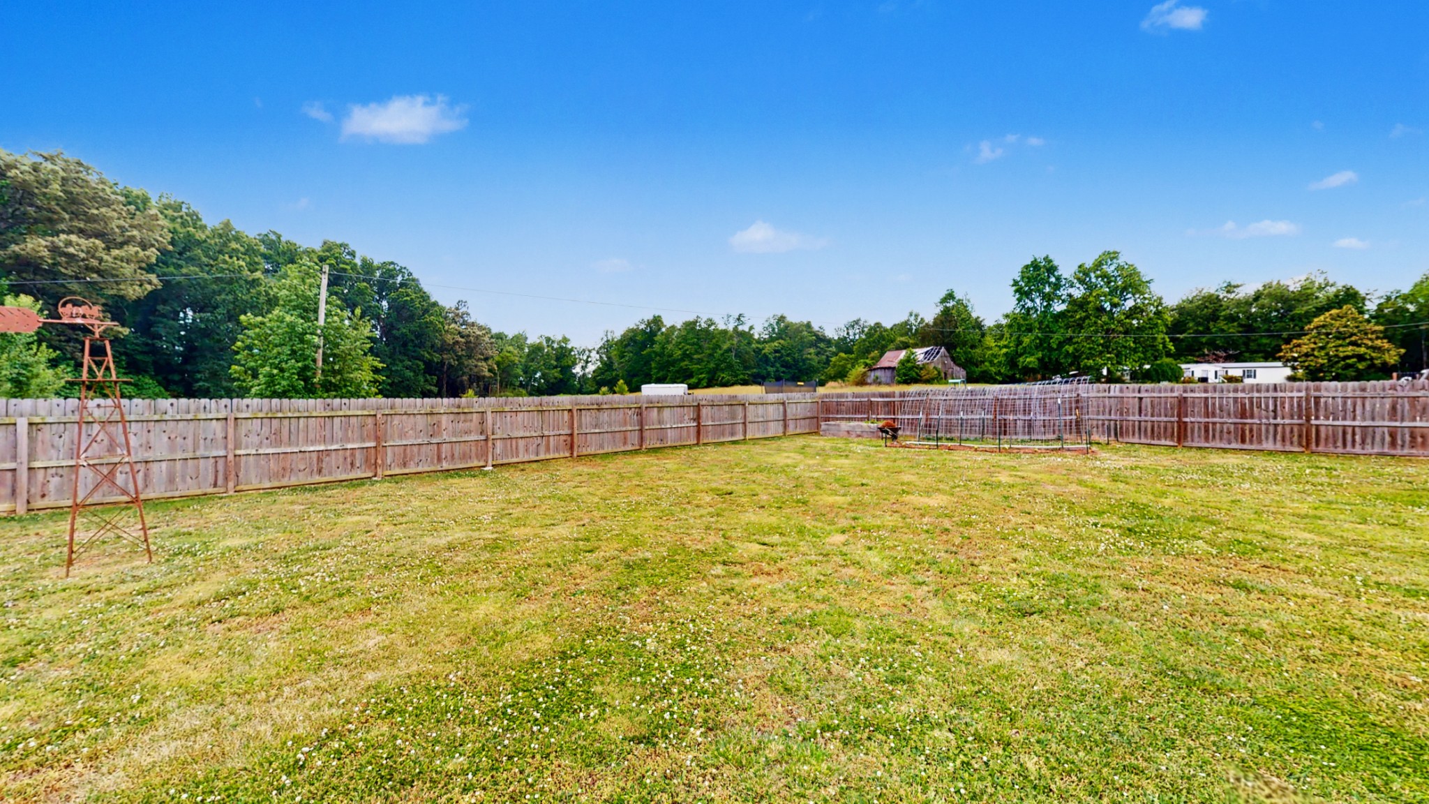 601 King Ridge Road Dowelltown, TN 37059 - Photo 42 of 49 a view of a swimming pool and an outdoor seating