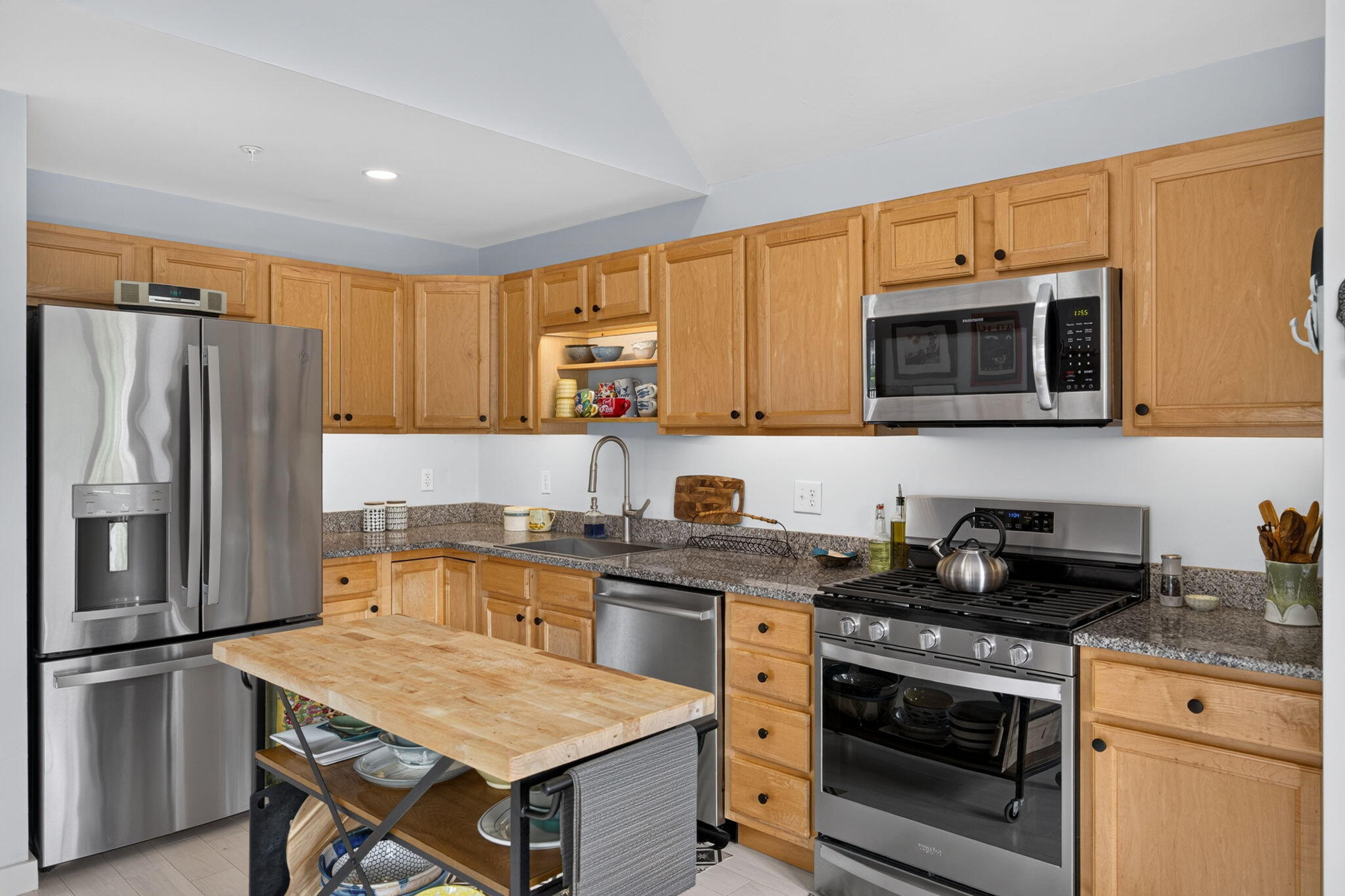 10 Red Cedar Road, Unit 10 Mashpee, MA 02649 - Photo 9 of 58 15-15-9L4A0836