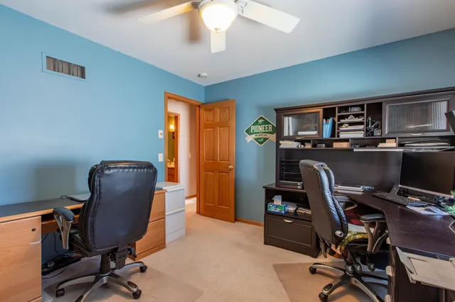 $830,000 | 57618 205th Avenue, Plainview, MN 55964