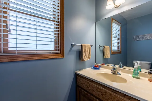 $830,000 | 57618 205th Avenue, Plainview, MN 55964