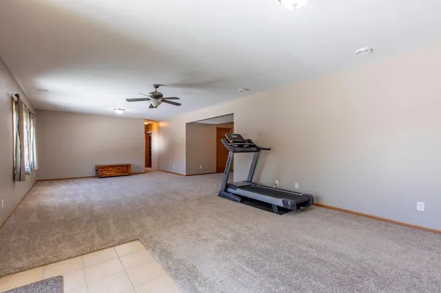 $830,000 | 57618 205th Avenue, Plainview, MN 55964