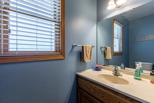 $799,900 | 57618 205th Avenue, Plainview, MN 55964