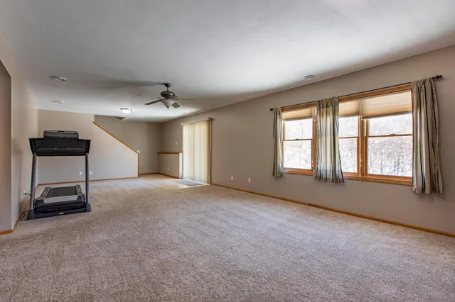 $830,000 | 57618 205th Avenue, Plainview, MN 55964