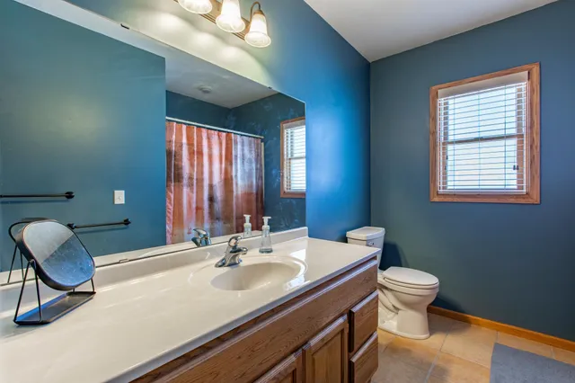 $830,000 | 57618 205th Avenue, Plainview, MN 55964