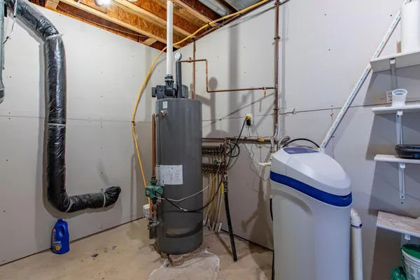 $799,900 | 57618 205th Avenue, Plainview, MN 55964