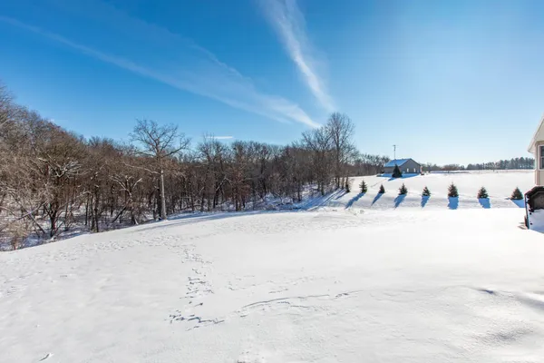 $799,900 | 57618 205th Avenue, Plainview, MN 55964