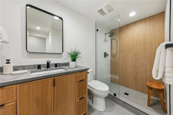 $1,265,000 | 170 Village Boulevard, Unit 4, Incline Village, NV 89451