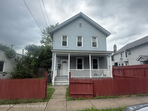 $1,450 | 1409 Sanderson Avenue, Unit 1, Scranton, PA 18509