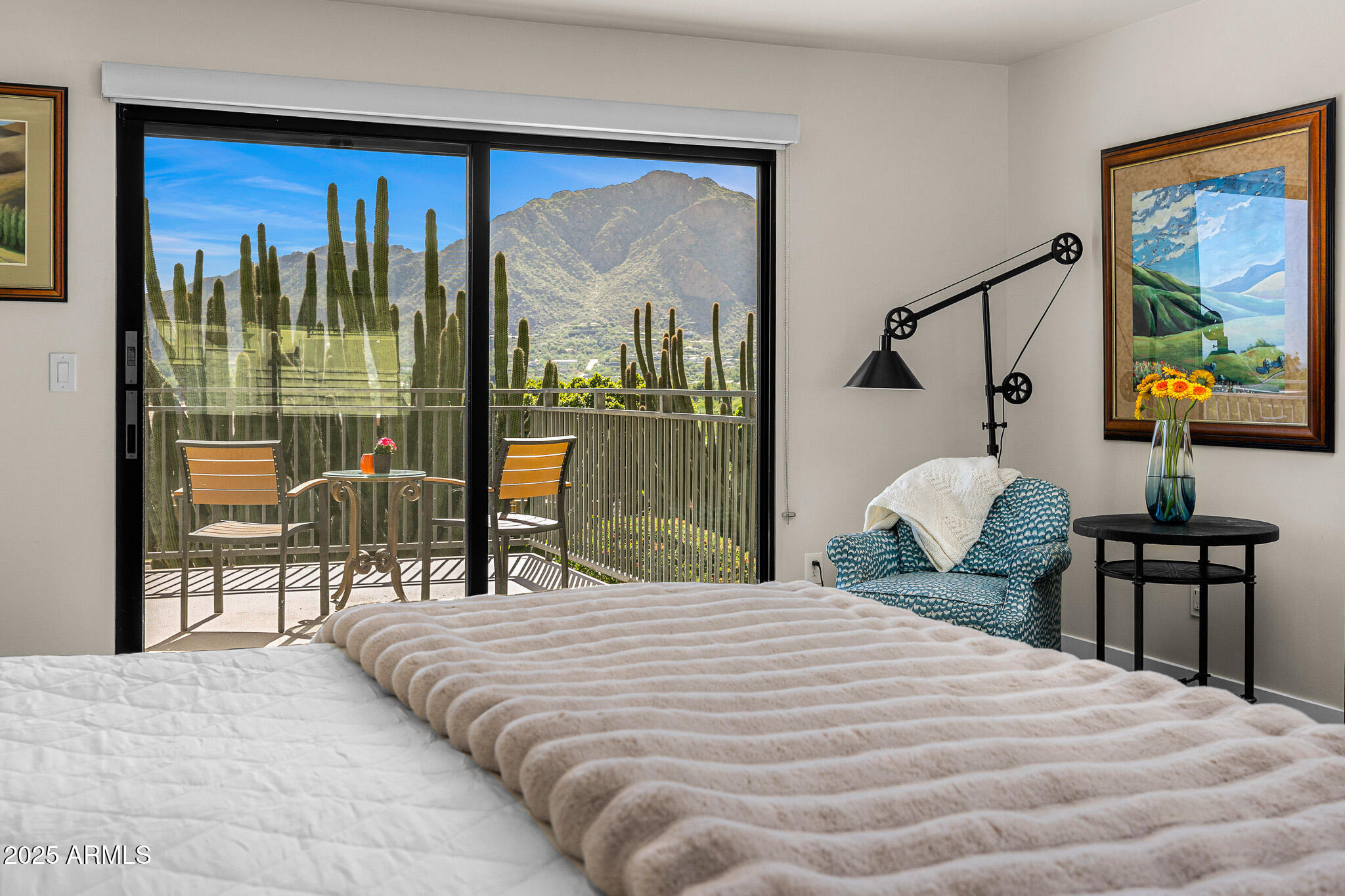 5826 East Indian Bend Road Paradise Valley, AZ 85253 - Photo 19 of 58 17primary bedroom2