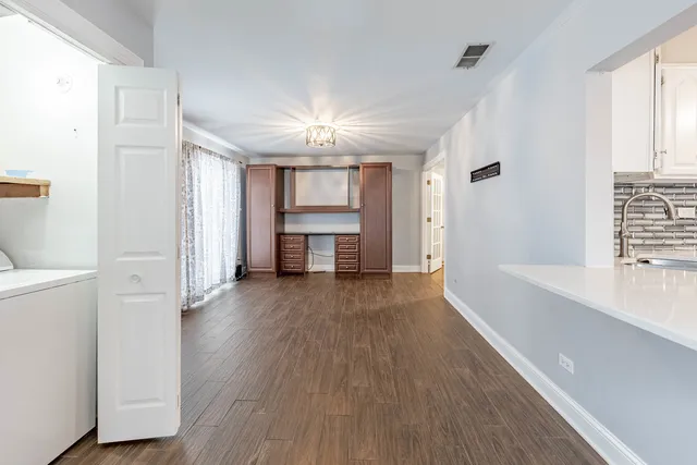 $2,800 | 8912 South Ryan Road, Hometown, IL 60456