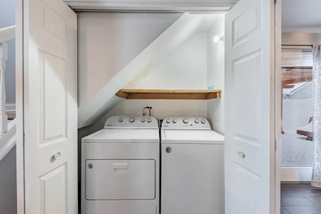 $2,800 | 8912 South Ryan Road, Hometown, IL 60456