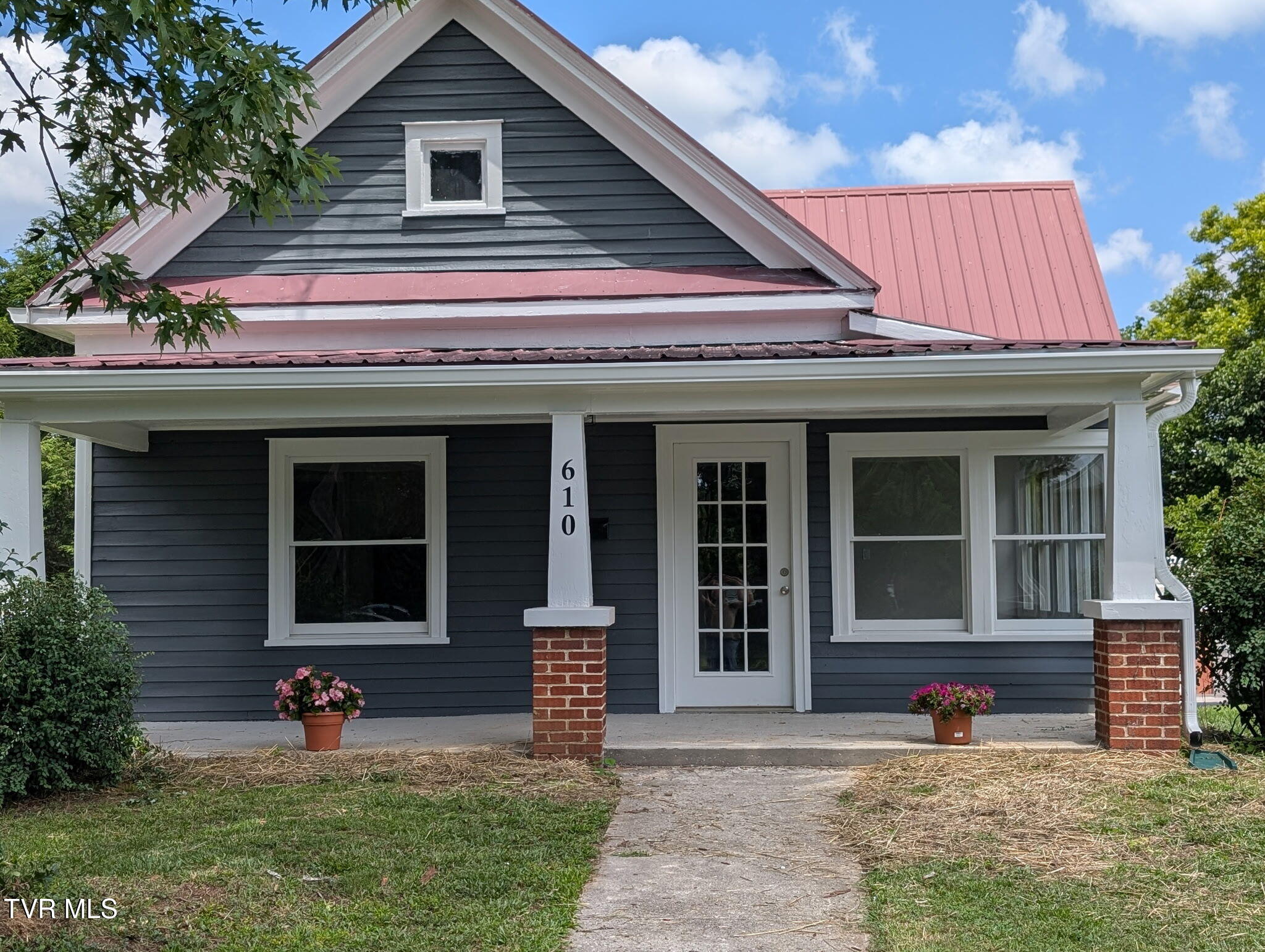 610 West Main Street Greeneville, TN 37743 - Photo 1 of 26 IMG_20260701_134420