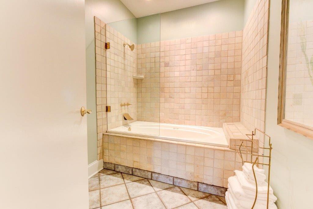 235 Meeting Street Charleston, SC 29401 - Photo 34 of 85 235 Meeting Charleston Suite 15 - Copy