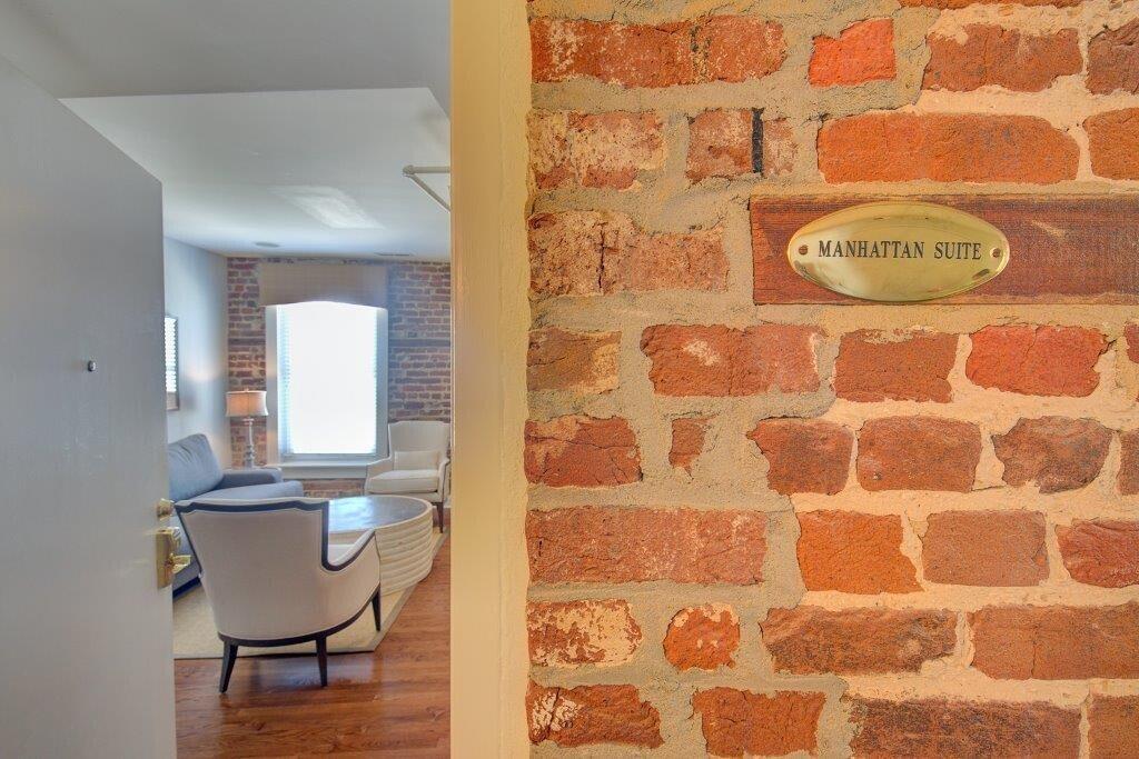 235 Meeting Street Charleston, SC 29401 - Photo 49 of 85 235 Meeting Manhattan Suite 17