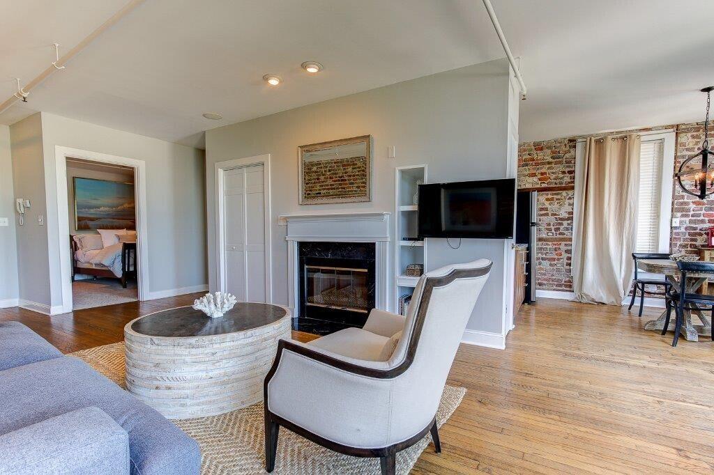 235 Meeting Street Charleston, SC 29401 - Photo 61 of 85 235 Meeting Soho Suite 7