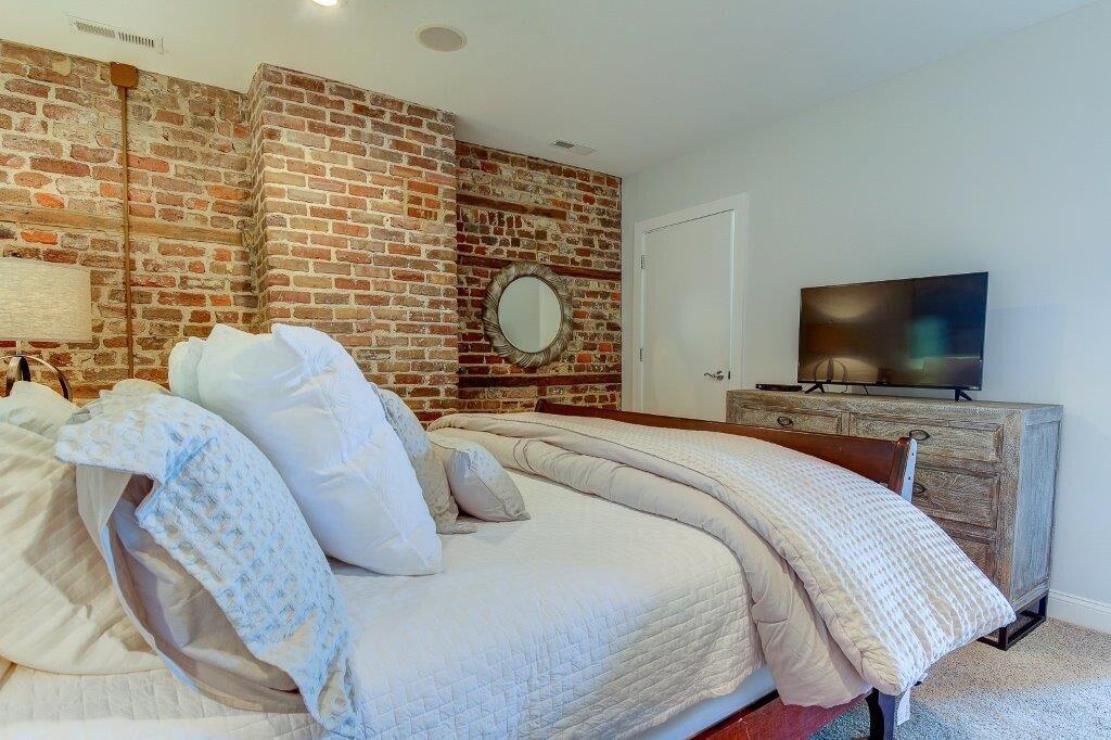 235 Meeting Street Charleston, SC 29401 - Photo 72 of 85 235 Meeting Soho Suite 18