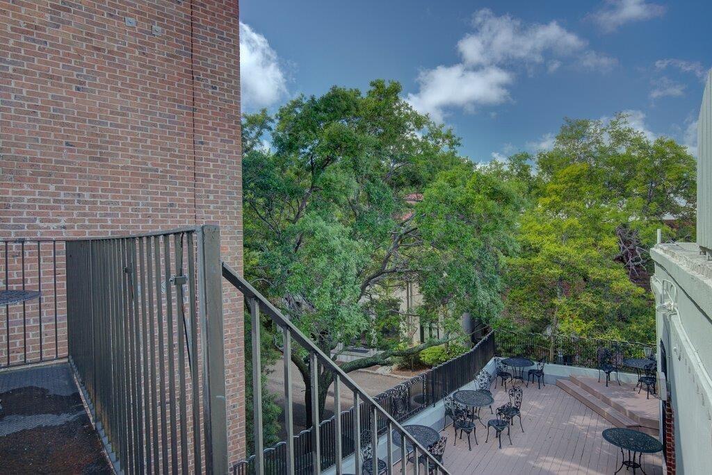235 Meeting Street Charleston, SC 29401 - Photo 81 of 85 235 Meeting St Suites Roof Deck 4
