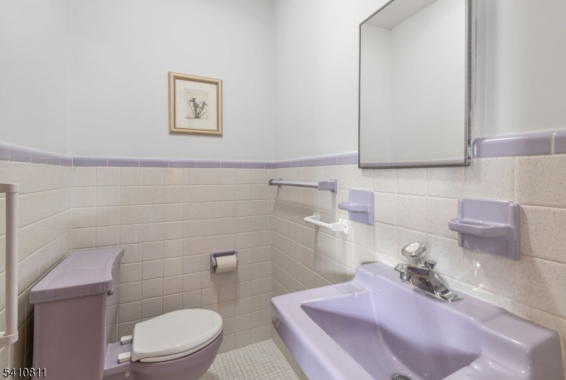 25 Madison Avenue Rochelle Park, NJ 07662 - Photo 11 of 17