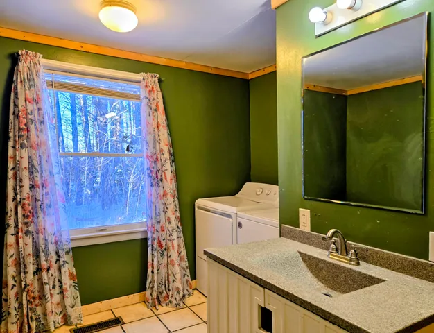 $225,000 | 97 Lake Street, New Vineyard, ME 04956