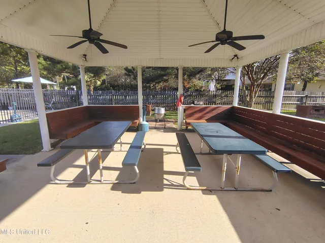 $1,100 | 5080 Gautier Vancleave Road, Unit E7, Gautier, MS 39553