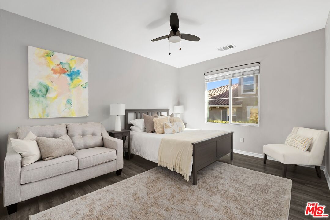 886 Hemlock Ridge Court Simi Valley, CA 93065 - Photo 19 of 28 Gallery Image 19