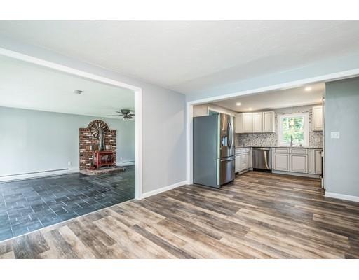 33 Rice Avenue Northborough, MA 01532 - Photo 8 of 33 Gallery Image 8