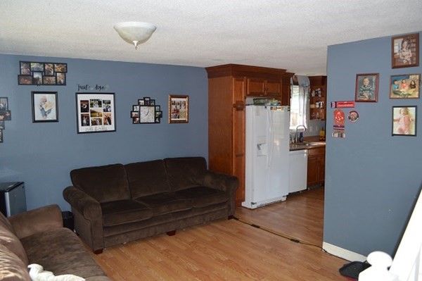 8 Dana Lane Wareham, MA 02538 - Photo 2 of 22
