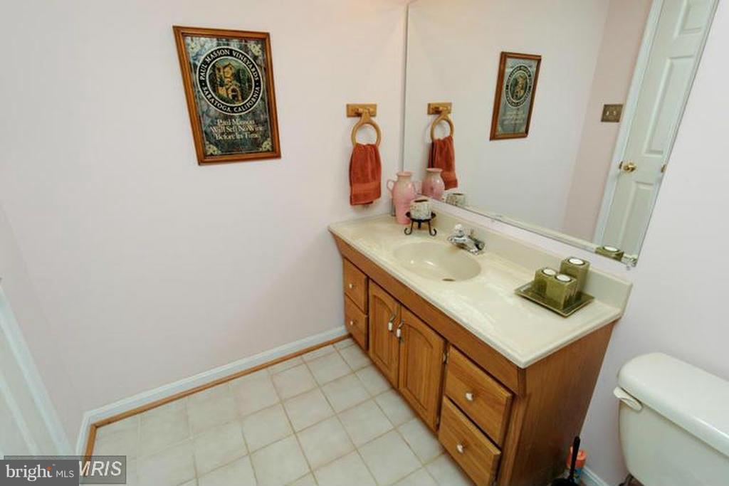 2721 Jones Road Dunkirk, MD 20754 - Photo 23 of 30 Full downstairs Bath