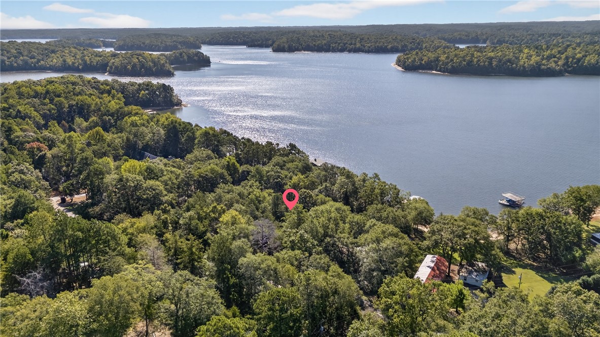 257 Riverlake Road Fair Play, SC 29643 - Photo 3 of 14